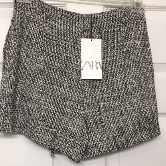 Zara ladies skort - Picture 2 of 5